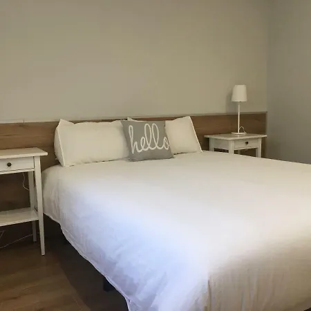 La Pertusa 1r Piso Apartment *