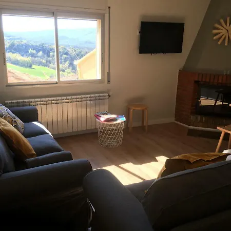 La Pertusa 1r Piso Apartment